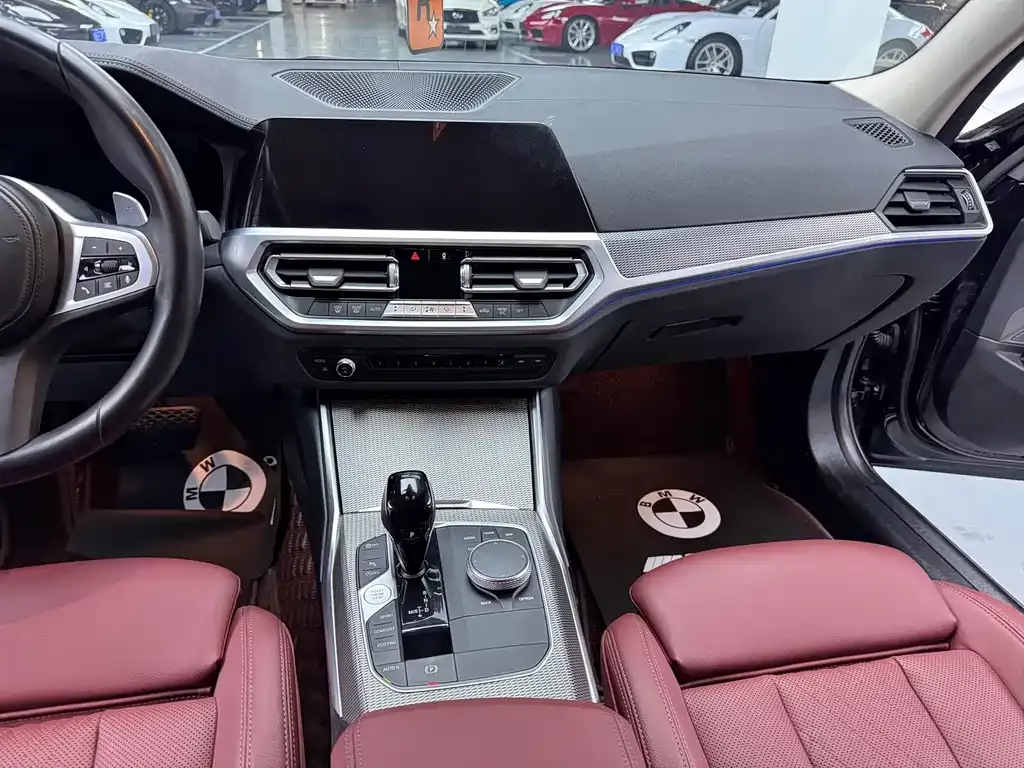 BMW 3 Series 2021 из CN, фото 3