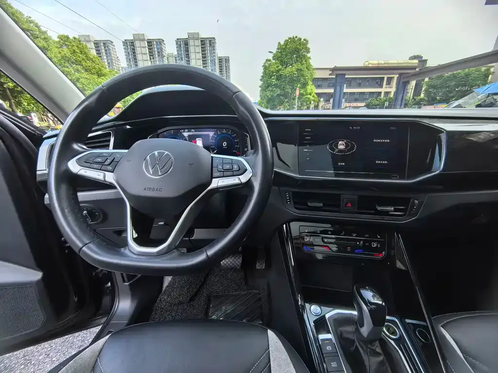 Volkswagen Tayron GTE PHEV 2023 из CN, фото 3