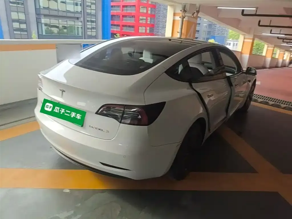 Tesla Model 3 2021 из CN, фото 7