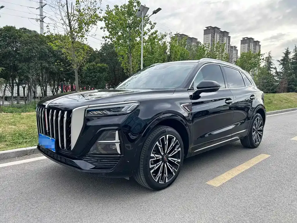 Hongqi HS5 — фото 1