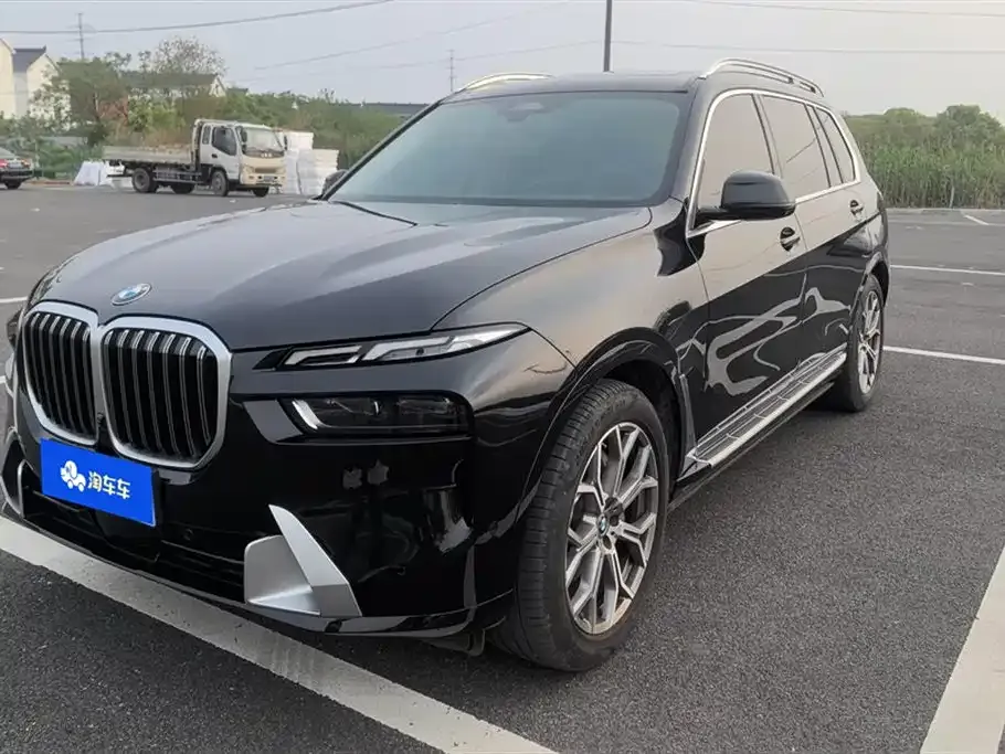 BMW X7 — фото 1
