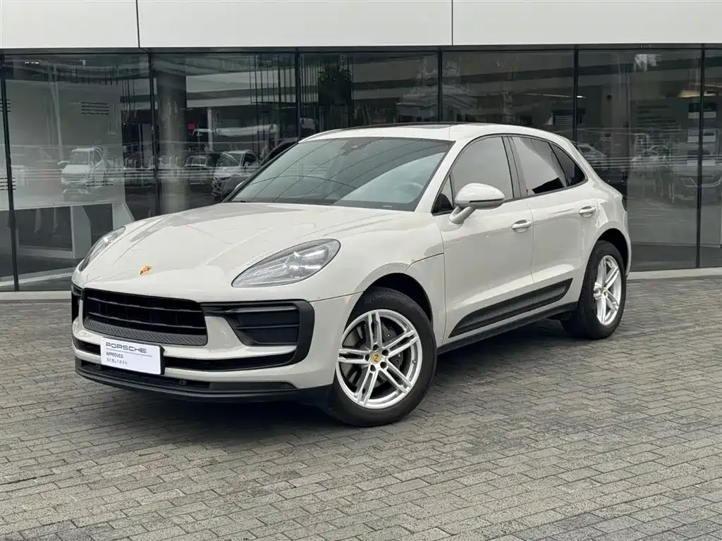 Porsche Macan — фото 1