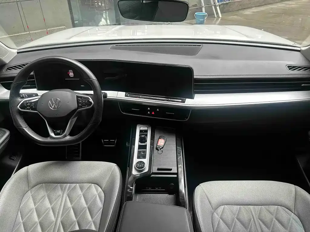 Volkswagen Tavendor 2023 из CN, фото 10