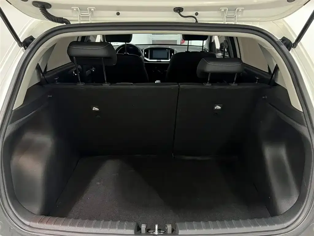 Kia KX1 2022 из CN, фото 7