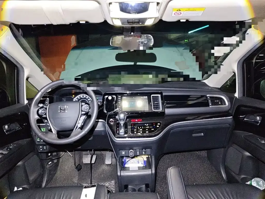 Honda Elysion 2021 из CN, фото 7