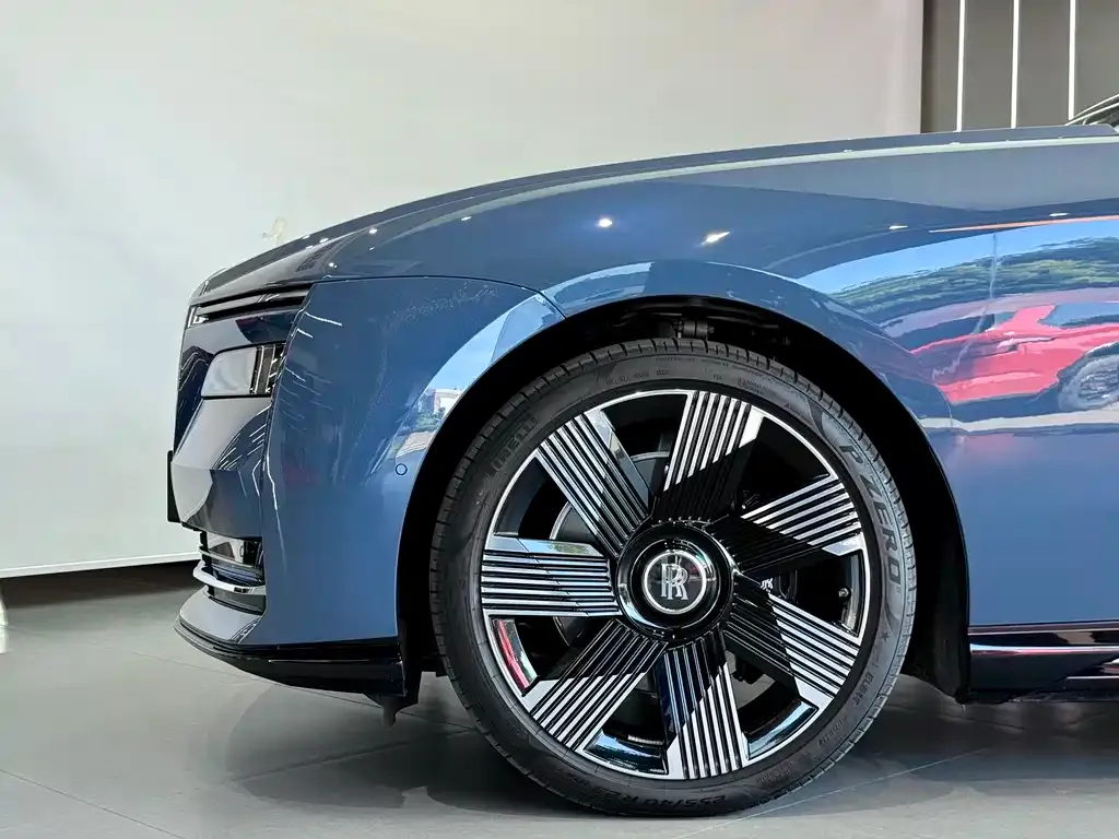 Rolls-Royce Phantom 2024 из CN, фото 2