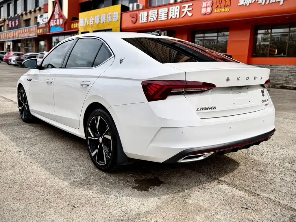 Skoda Octavia 2022 из CN, фото 5