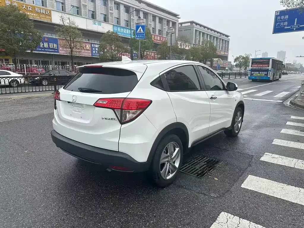 Honda Vezel 2021 из CN, фото 3
