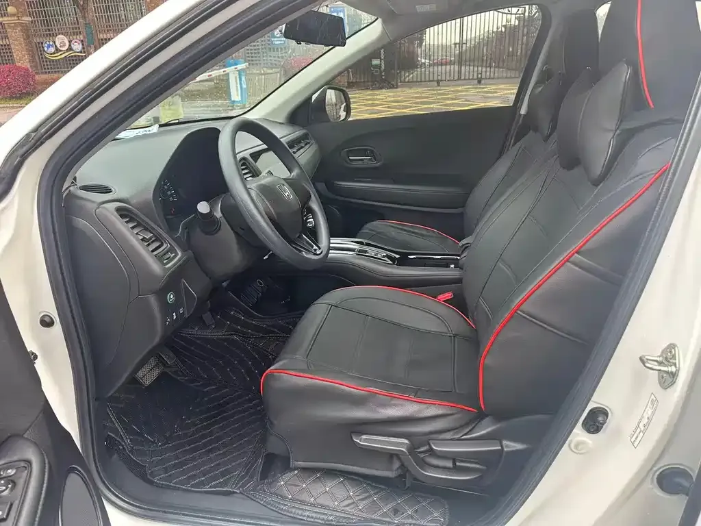 Honda Vezel 2021 из CN, фото 4