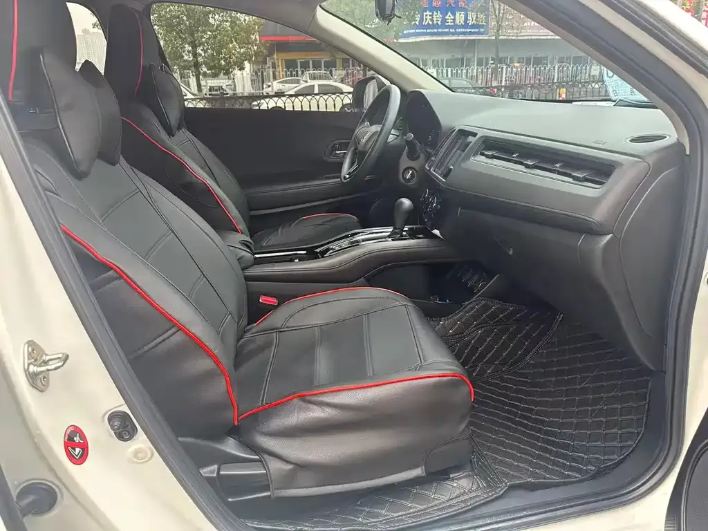 Honda Vezel 2021 из CN, фото 6