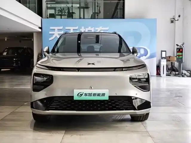 XPeng G9 2023 из CN, фото 6
