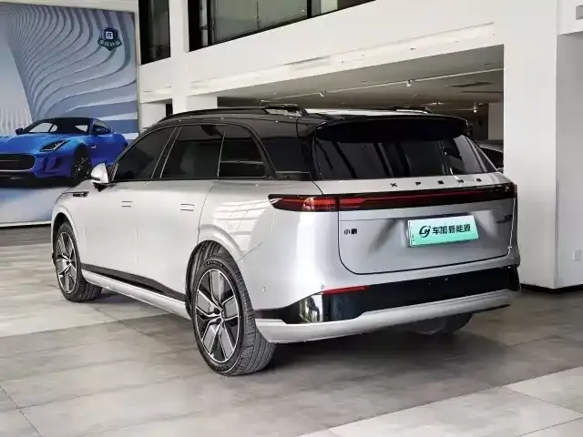 XPeng G9 2023 из CN, фото 2