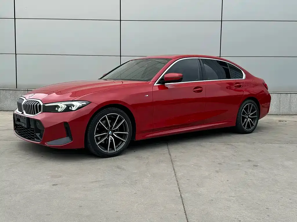 BMW 3 Series 2023 из CN, фото 1