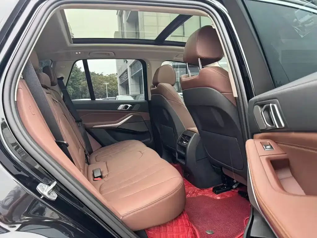 BMW X5 (Import) — фото 6