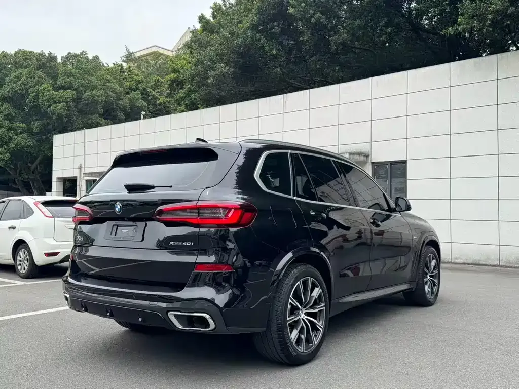 BMW X5 (Import) — фото 4