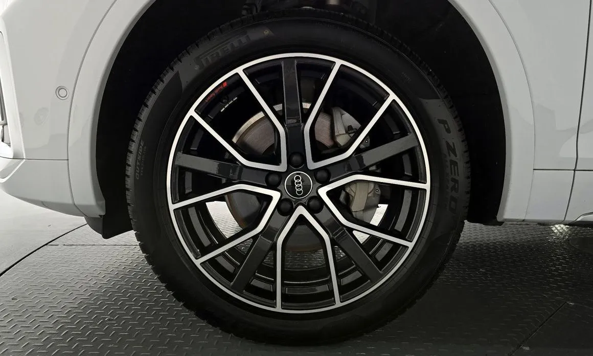 Audi Q5 2023 из KR, фото 6