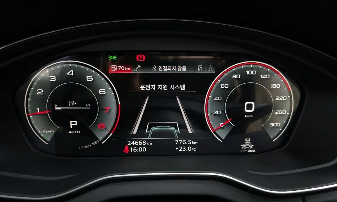 Audi Q5 2023 из KR, фото 2
