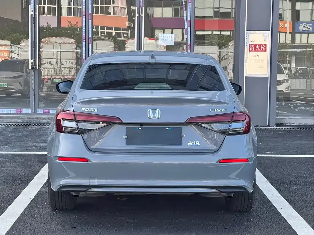 Honda Civic — фото 4