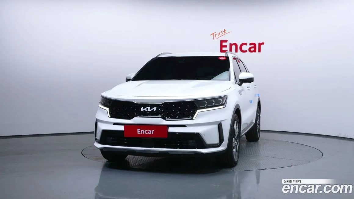 Kia Sorento — фото 9
