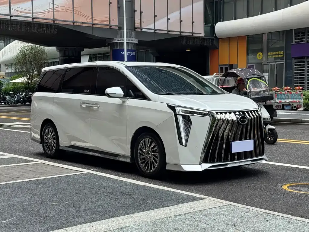 GAC Motor Trumpchi M8 — фото 6