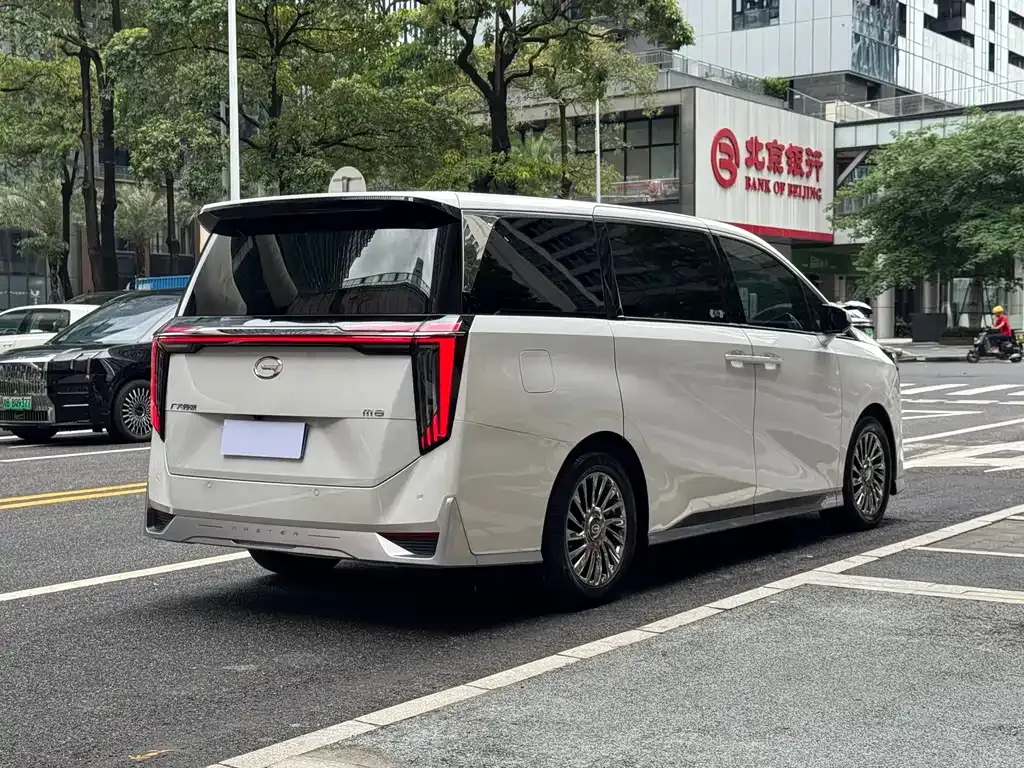 GAC Motor Trumpchi M8 — фото 9