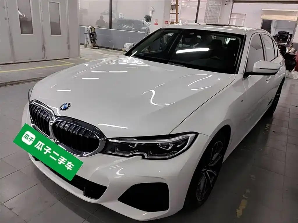 BMW 3 Series — фото 1
