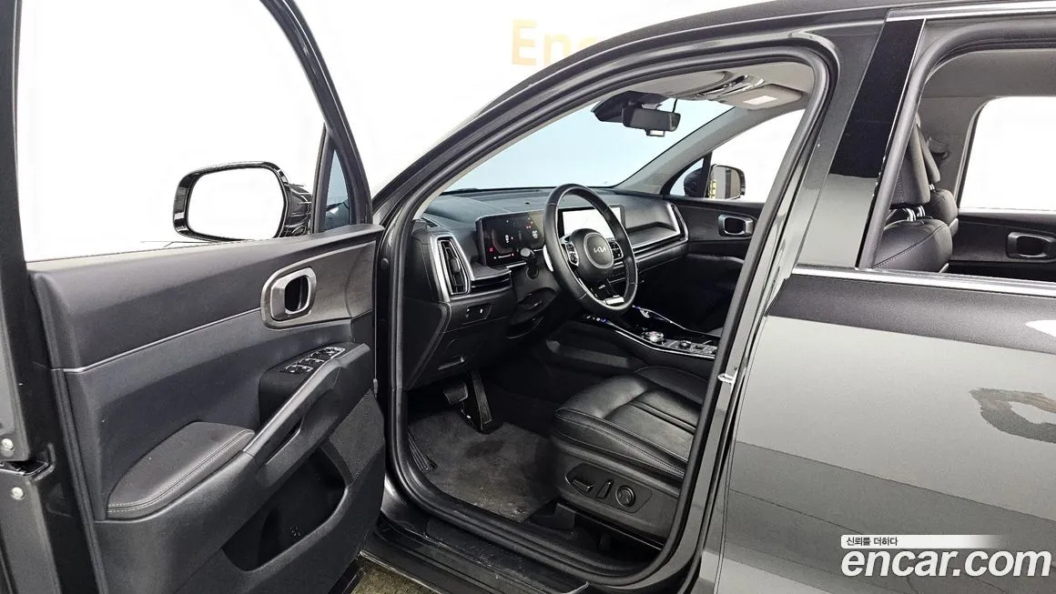 Kia Sorento — фото 7