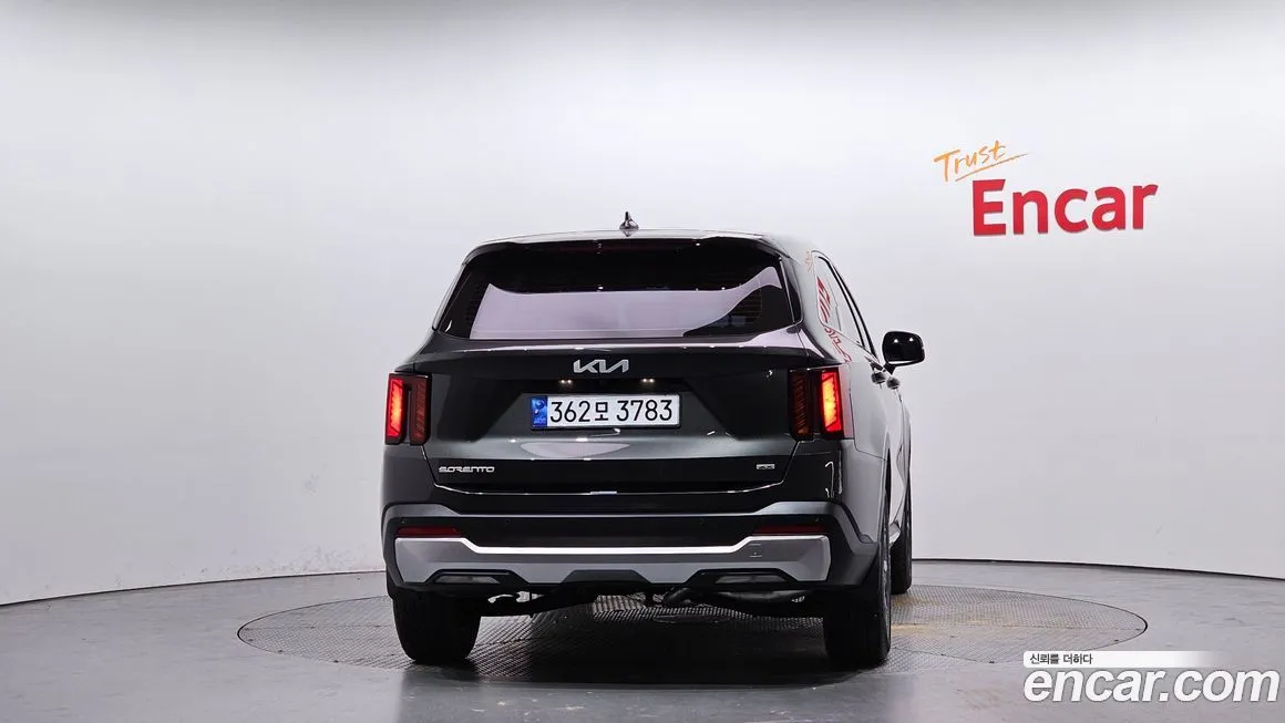 Kia Sorento — фото 3