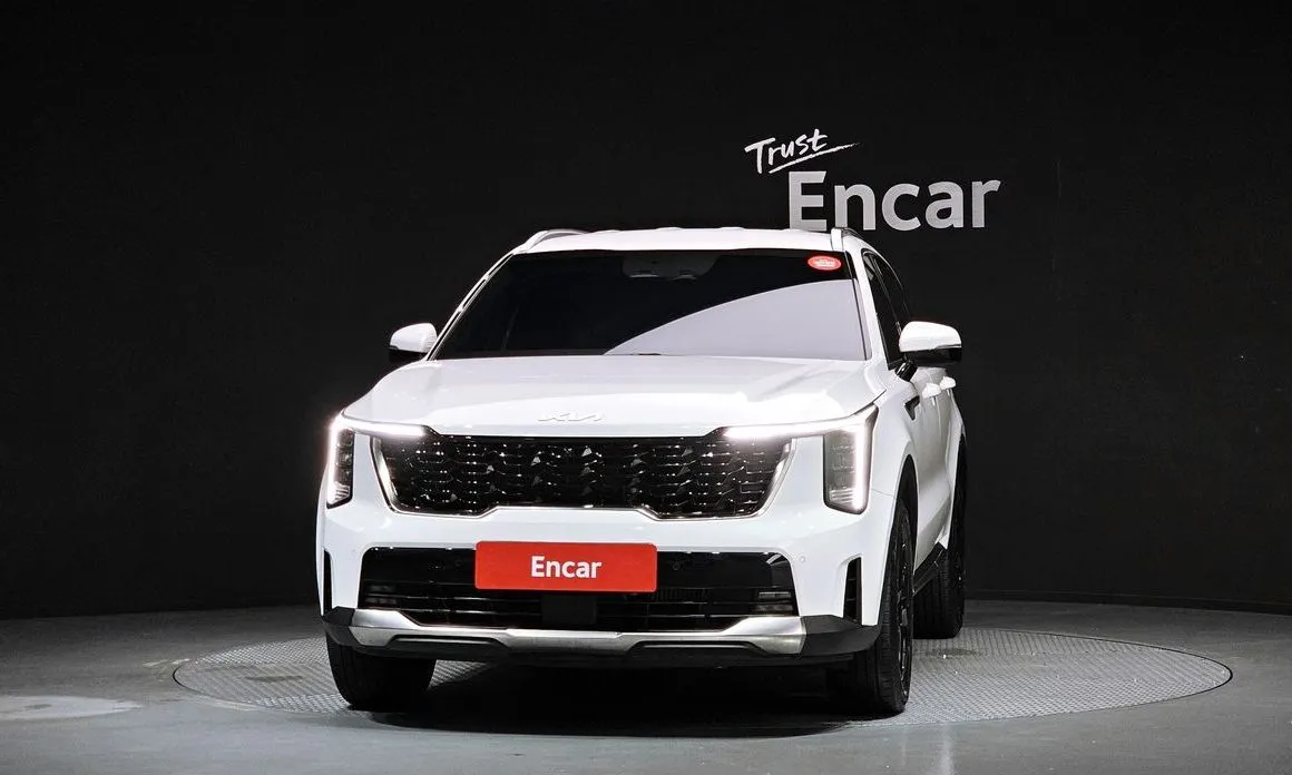 Kia Sorento — фото 7
