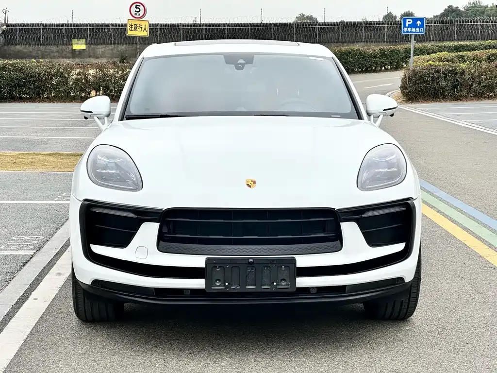 Porsche Macan — фото 9