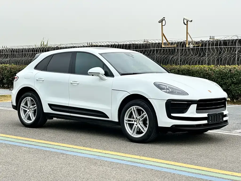 Porsche Macan — фото 7
