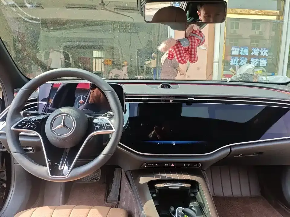 Mercedes-Benz E-Class — фото 6