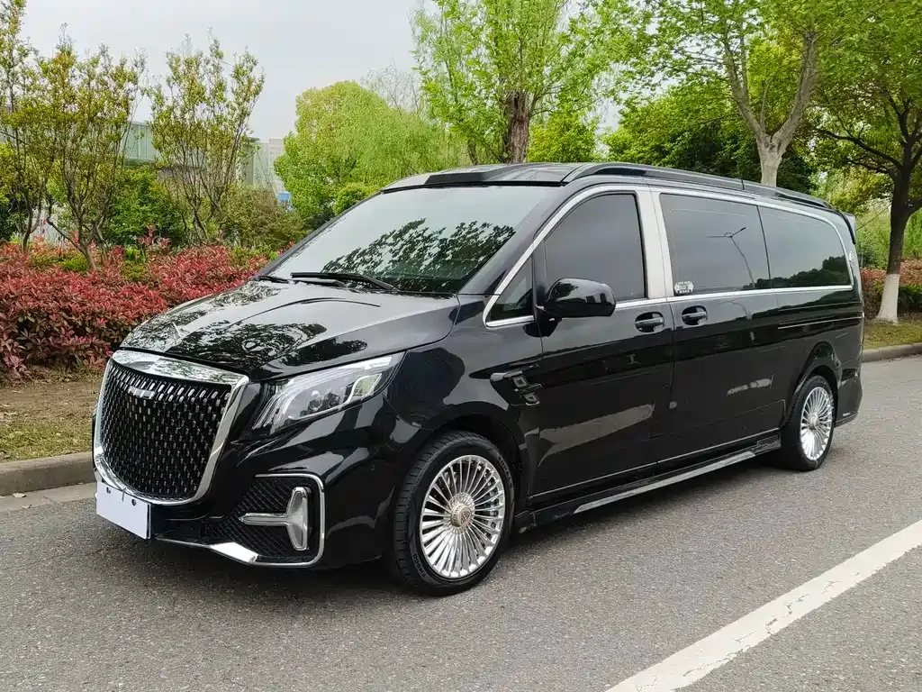 Mercedes-Benz Vito — фото 1