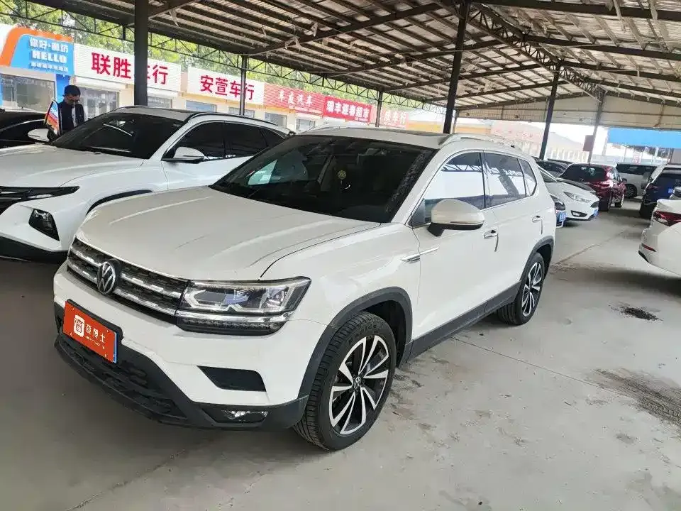 Volkswagen Tharu — фото 1