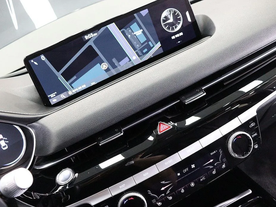 Genesis G80 — фото 8