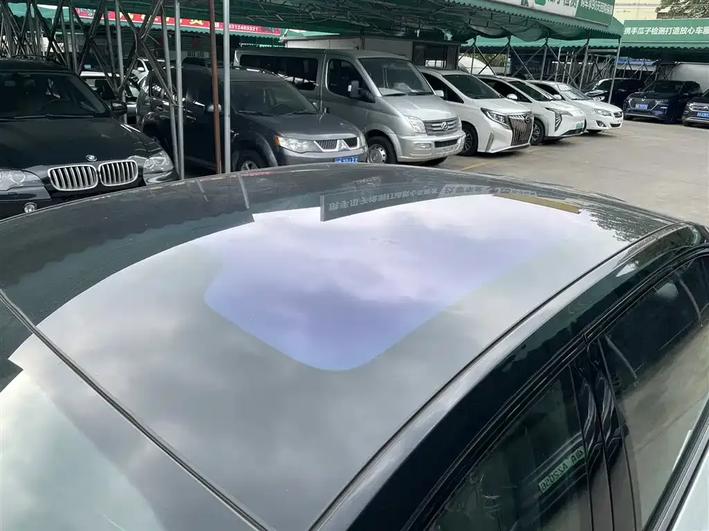Hongqi EH7 2025 из CN, фото 3