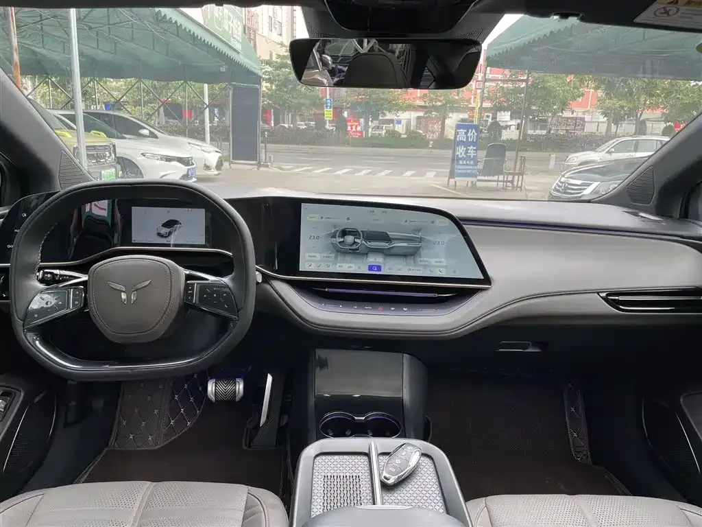 Hongqi EH7 2025 из CN, фото 8