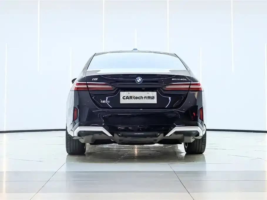 BMW i5 — фото 2