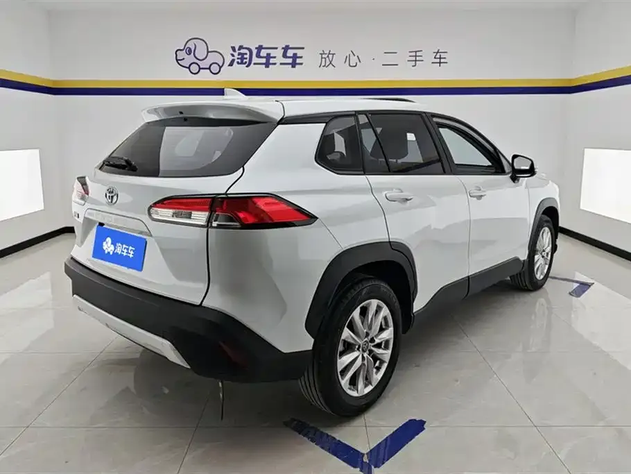 Toyota Corolla Cross 2024 из CN, фото 3