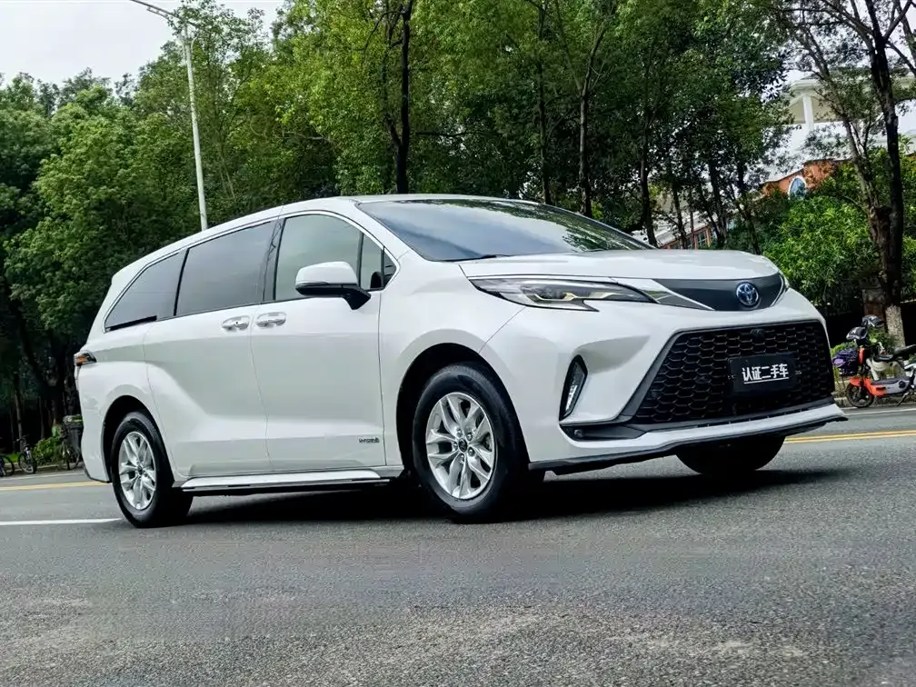 Toyota Granvia 2024 из CN, фото 8