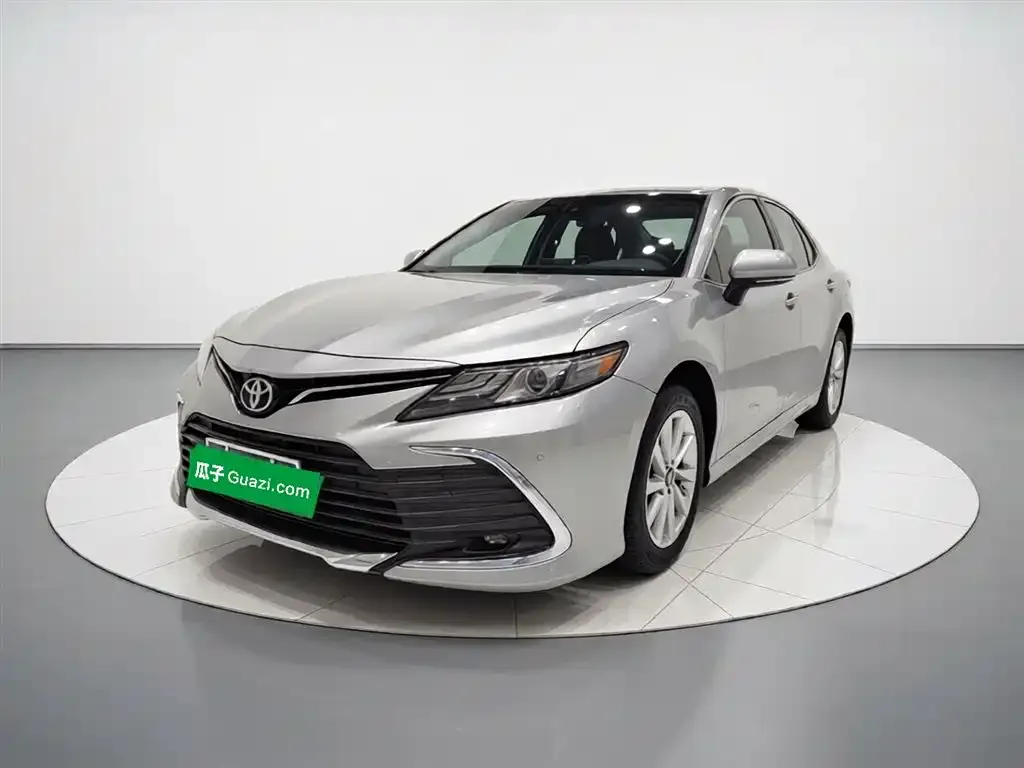 Toyota Camry 2023 из CN, фото 4