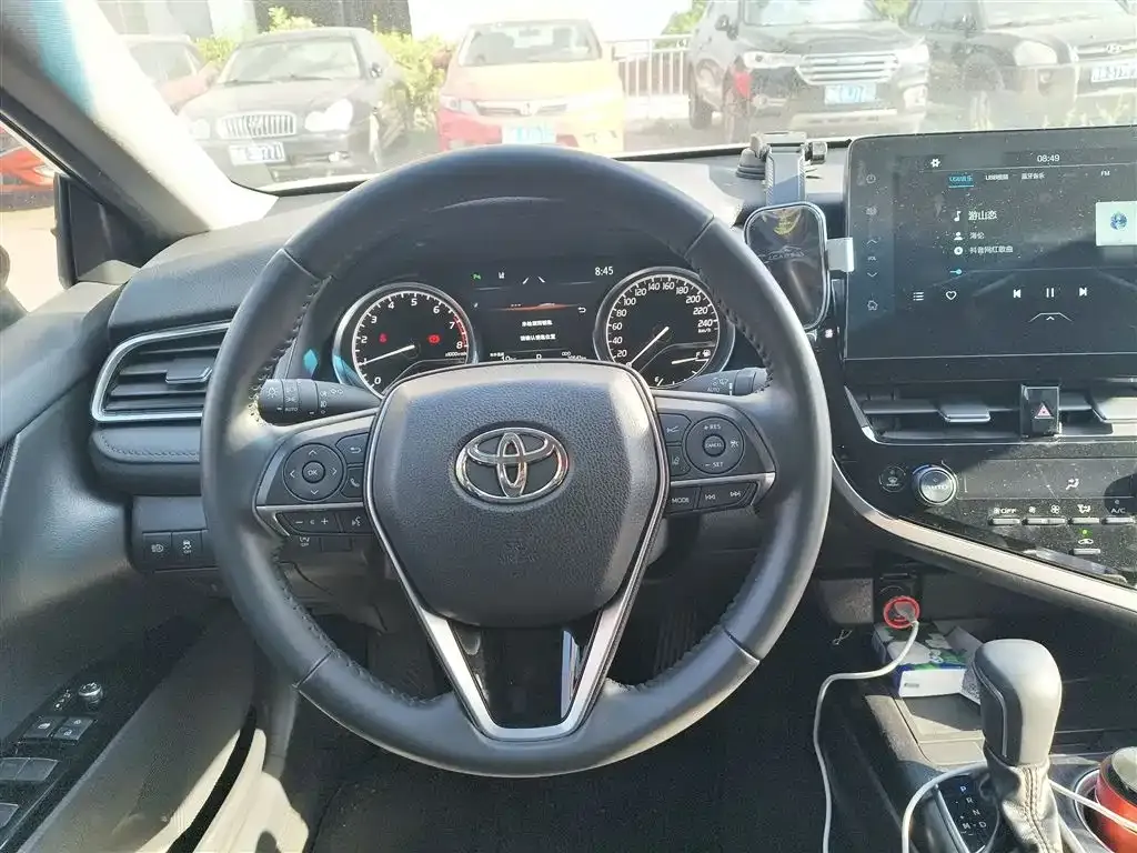 Toyota Camry 2023 из CN, фото 9