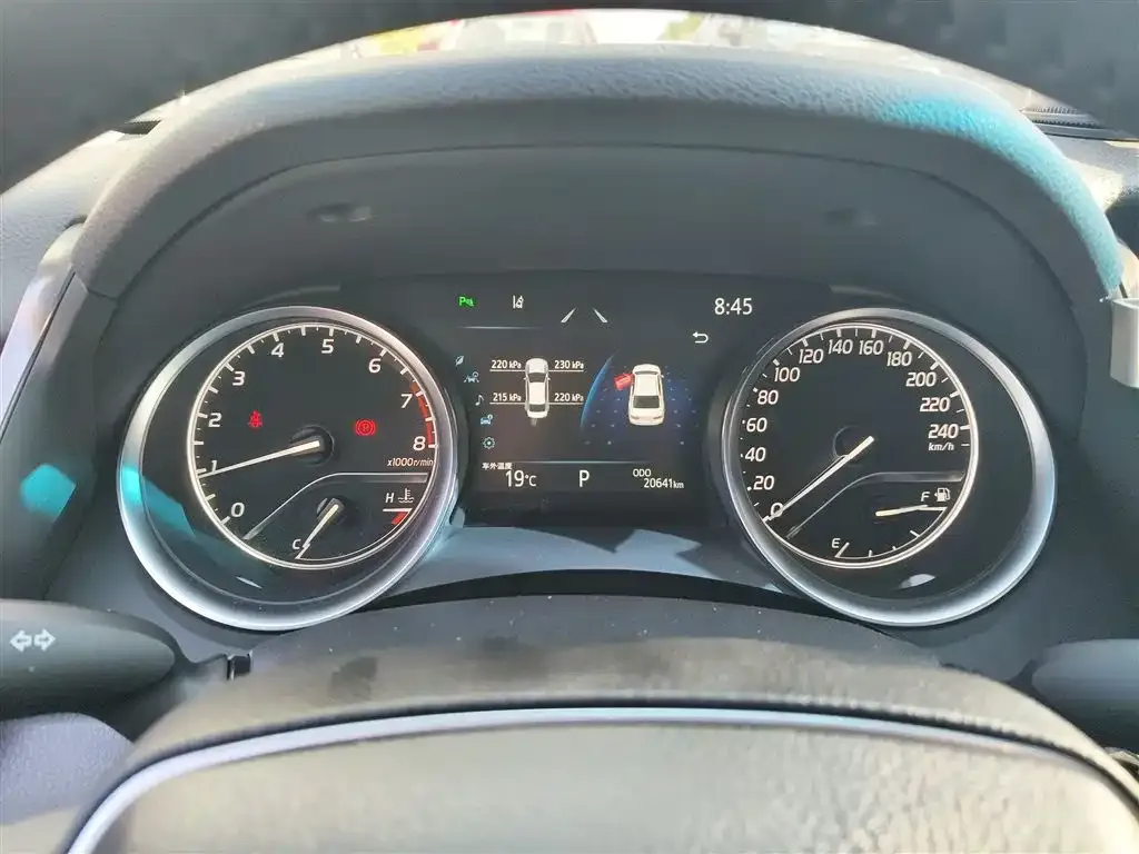 Toyota Camry 2023 из CN, фото 8