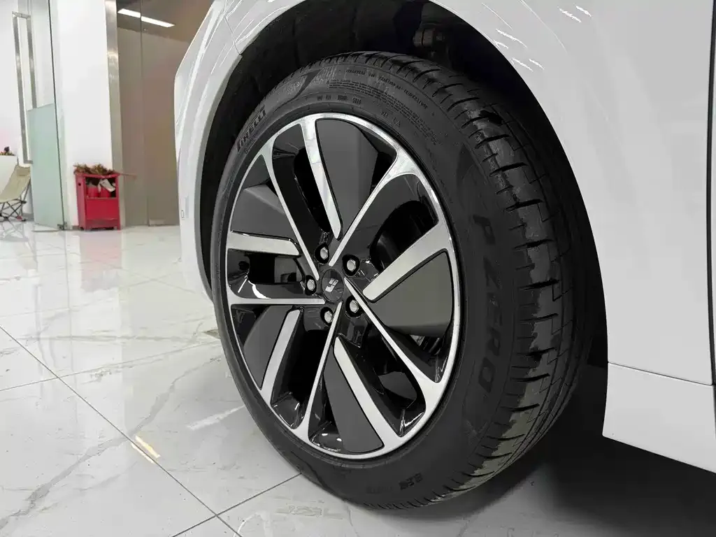 Li Auto L6 2025 из CN, фото 6