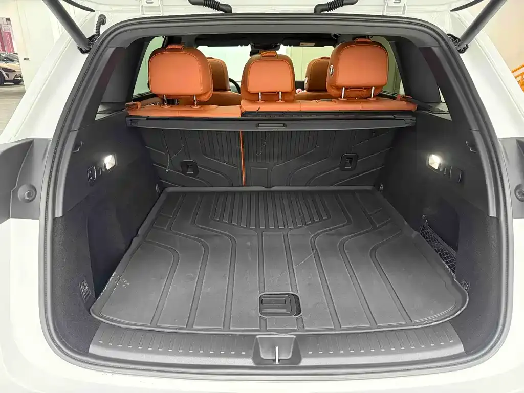 Li Auto L6 2025 из CN, фото 10