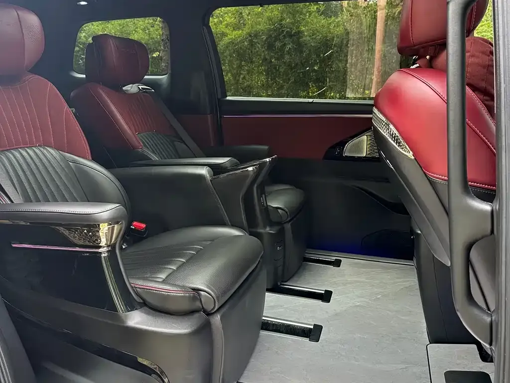 GAC Motor Trumpchi M8 — фото 2