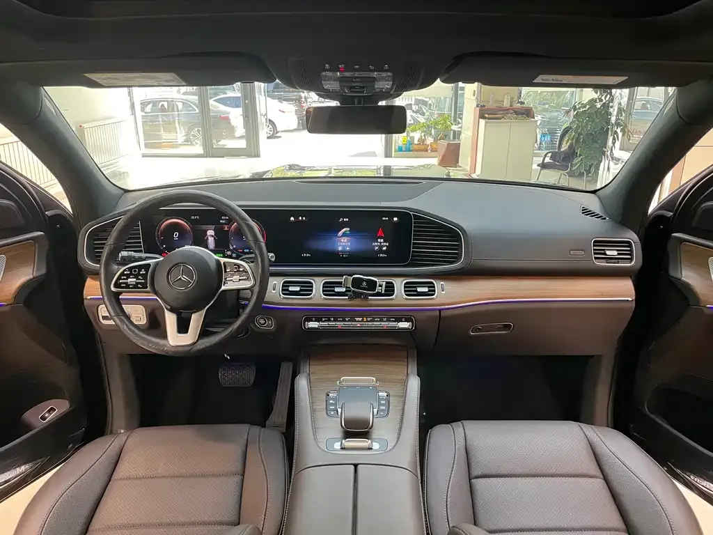 Mercedes-Benz GLS — фото 2