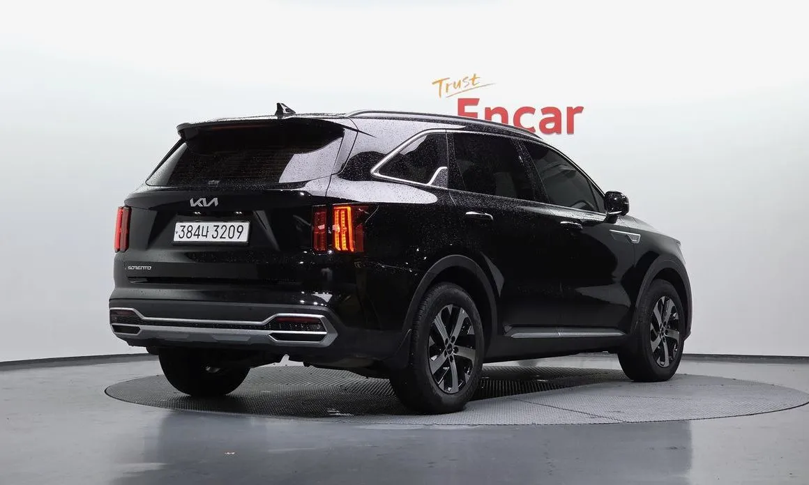Kia Sorento — фото 3