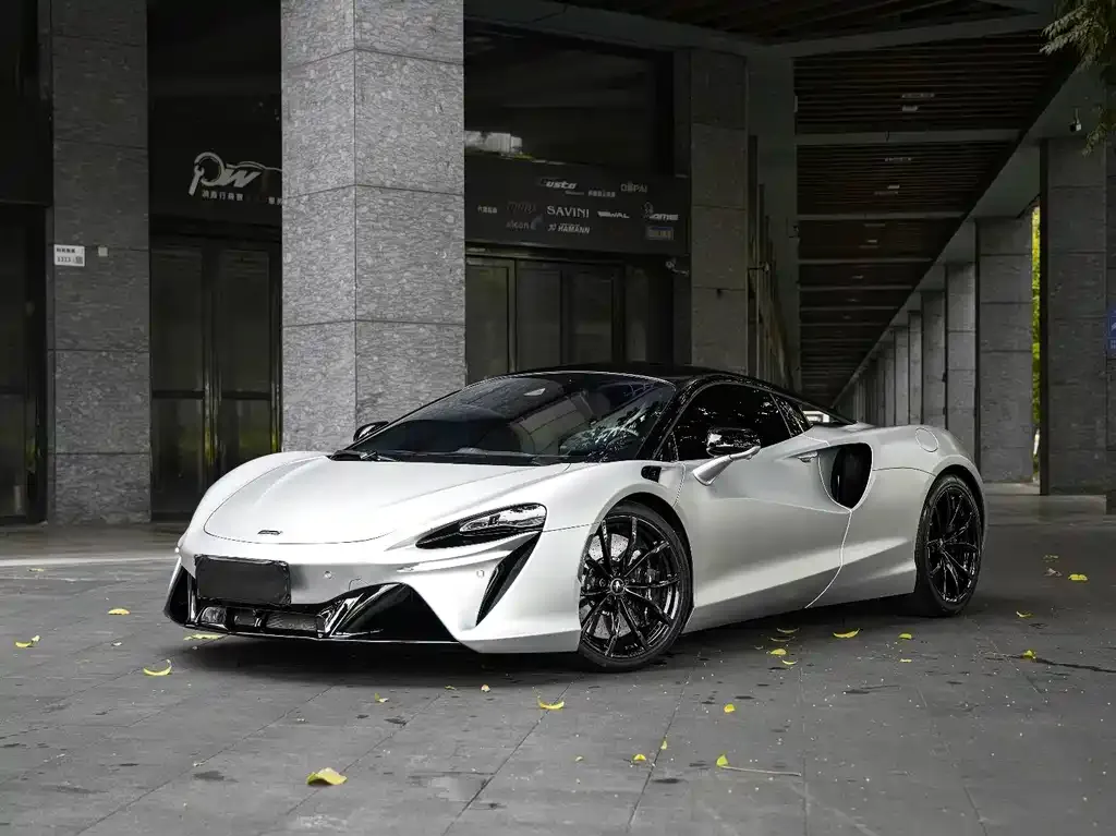 McLaren Artura