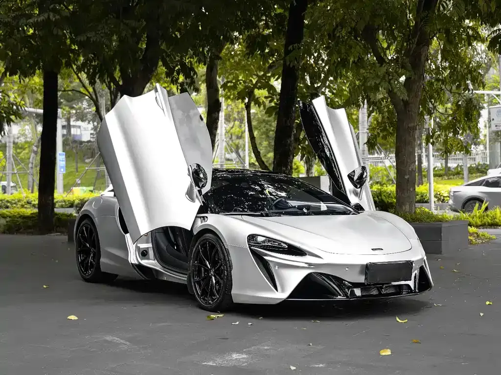 McLaren Artura 2023 из CN, фото 7
